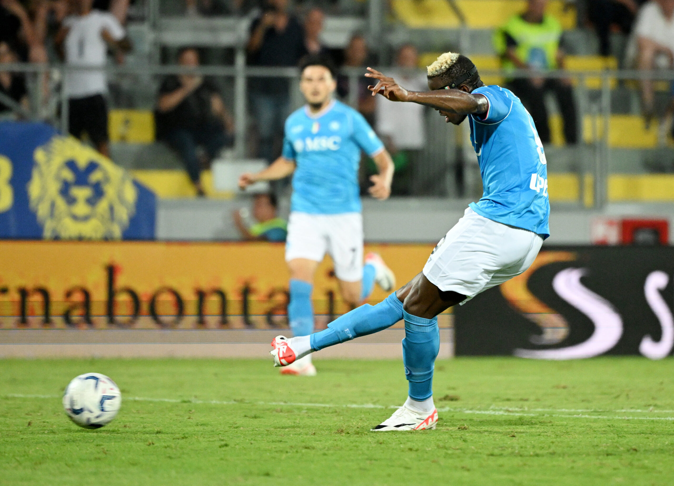 frosinone-vs-napoli-2330-19-08-116236.jpg