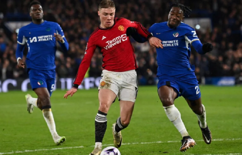 Chelsea, Man Utd tranh nhau mua hàng thải Real Madrid