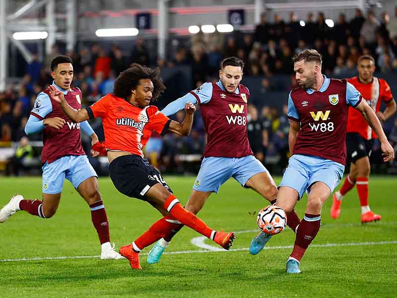 Nhận định soi kèo Luton vs Burnley lúc 02h00 ngày 13/8/2024